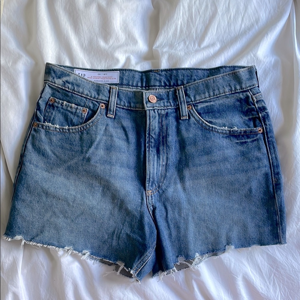 GAP High-Waisted blue jean short